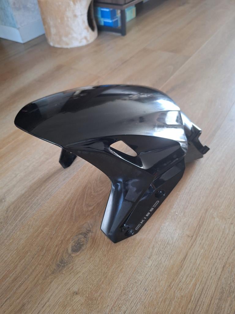 ZH2 Voorspatbord met lichte schade, Motoren, Onderdelen | Merk-onafhankelijk, Gebruikt, Ophalen of Verzenden