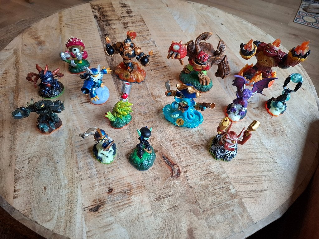 Diverse Skylanders, Ophalen of Verzenden, Gebruikt