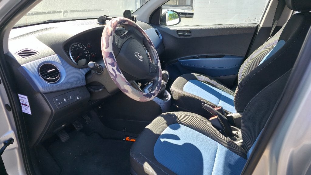 Hyundai i10 1.0i i-motion comfort-airco-airbags-alarm-etc, Auto's, Hyundai, Voorwielaandrijving, Euro 5, Stof, 4 stoelen