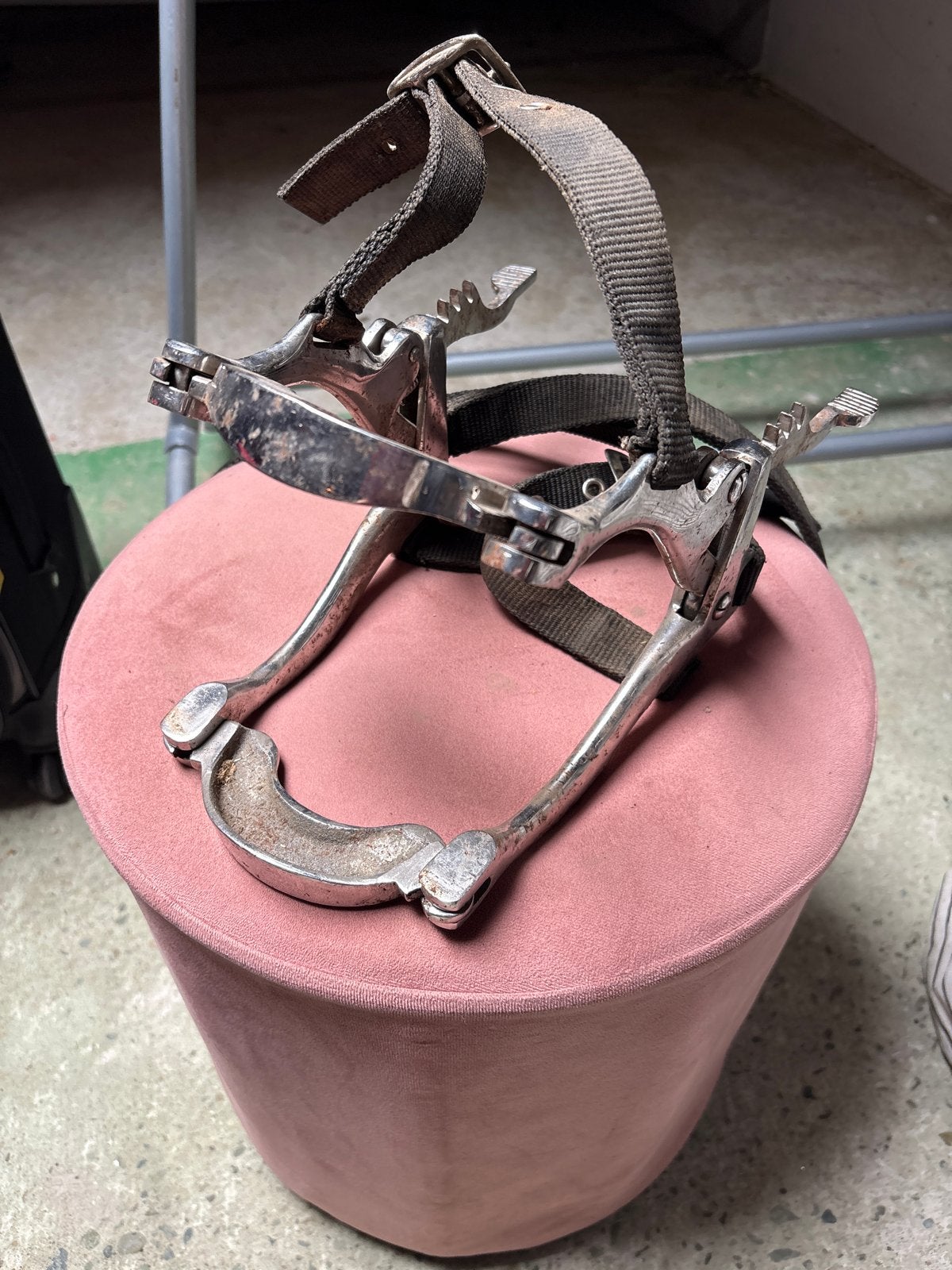 Mond klem voor paard/ pony. Werkt perfect!, Dieren en Toebehoren, Paarden en Pony's | Overige Paardenspullen, Ophalen of Verzenden