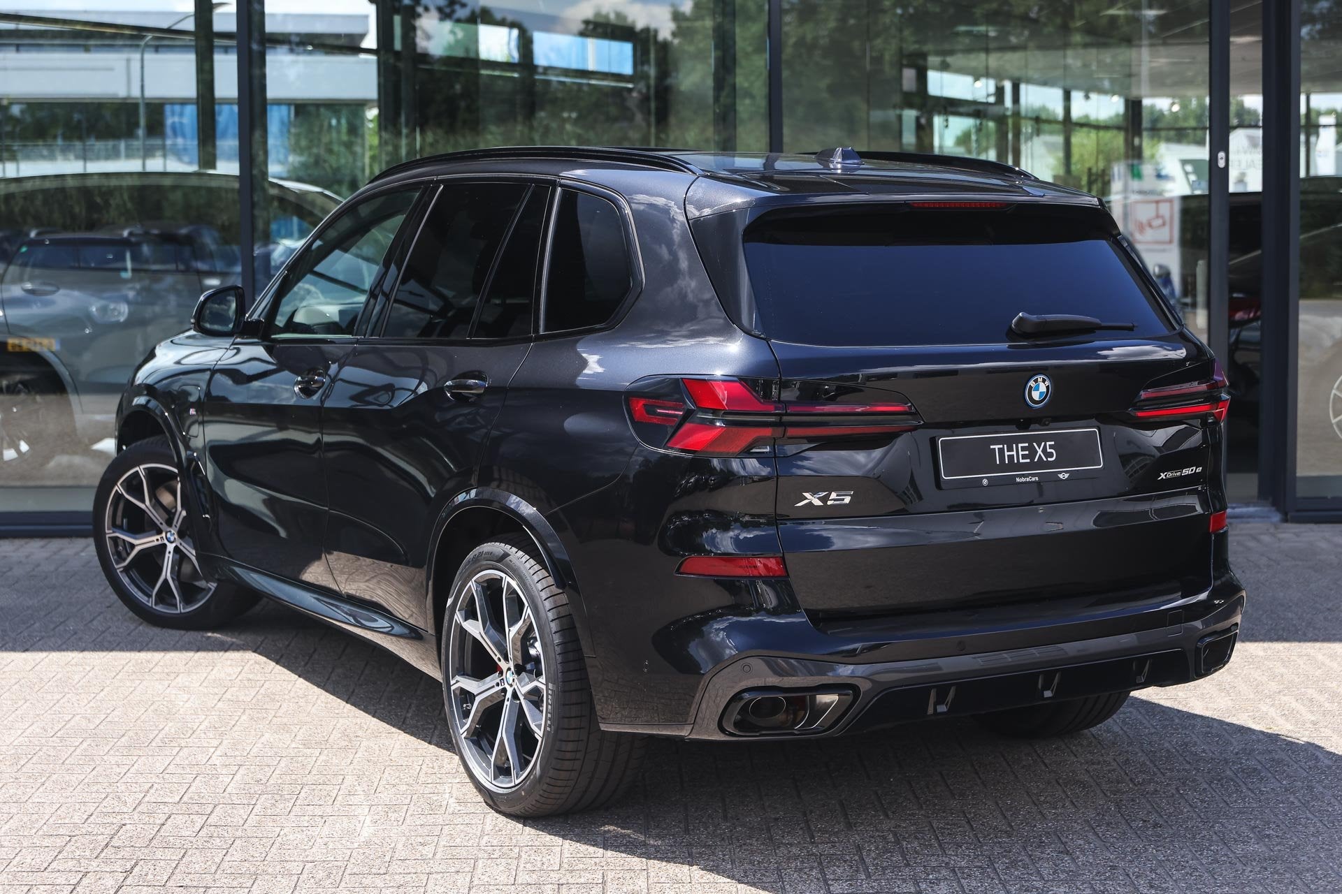BMW X5 xDrive50e M Sport Automaat / Panoramadak / Trekhaak /, Automaat, Dealer onderhouden, 2395 kg, Automatische klimaatregeling