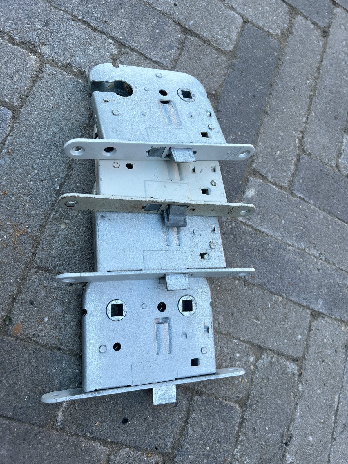 Oude Nemef sloten: 1 loopslot, 2 vrij/bezet, 1 cilinderslot, Ophalen of Verzenden, Gebruikt, IJzer, Slot