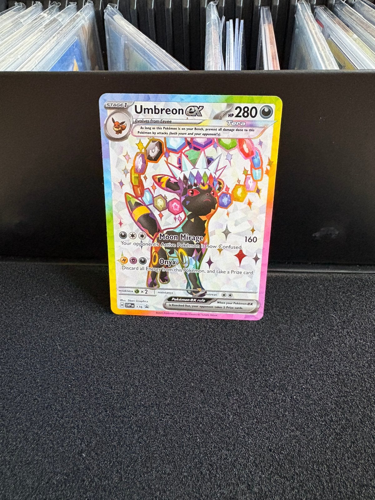 Umbreon promo prismatic, Ophalen of Verzenden, Zo goed als nieuw, Meerdere kaarten, Foil