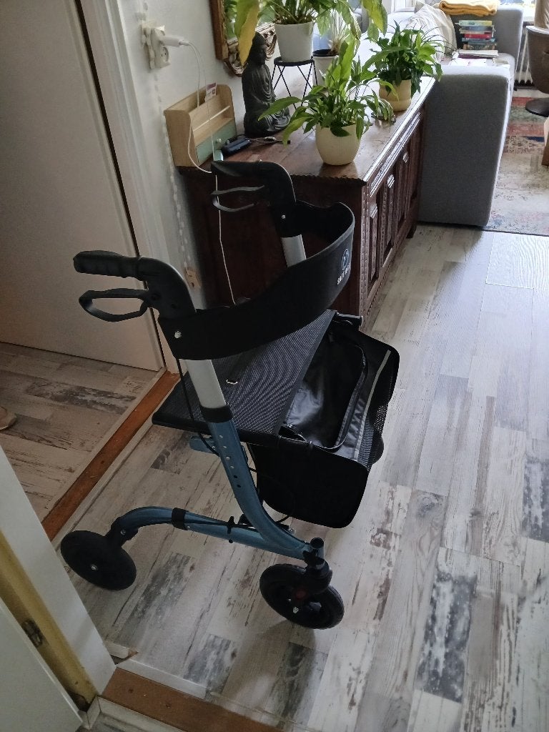 Rollator, Diversen, Ophalen, Opvouwbaar, Zo goed als nieuw