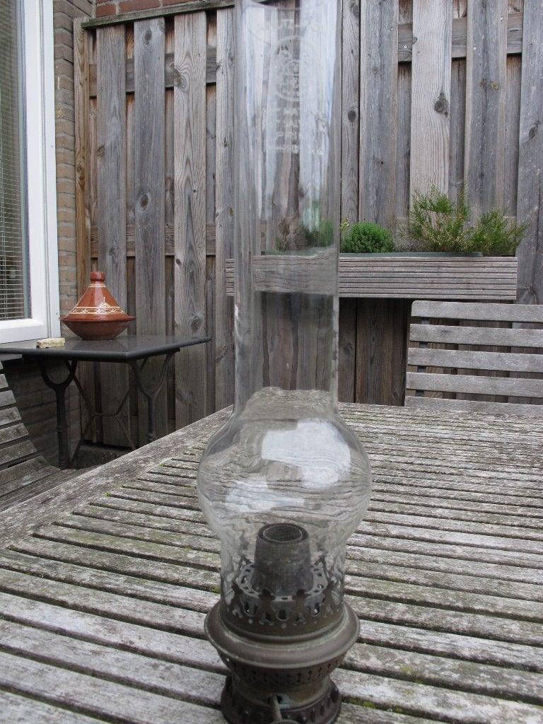 Bovendeel olielamp met  glazenkachelpijp, gratis, Ophalen