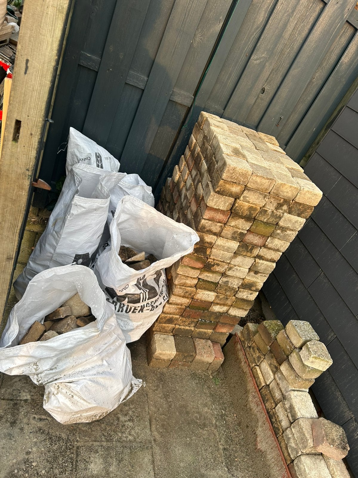 Beton klinkers / stenen voor terras of oprit, Tuin en Terras, Gebruikt, Klinkers, Ophalen of Verzenden, 10 m² of meer