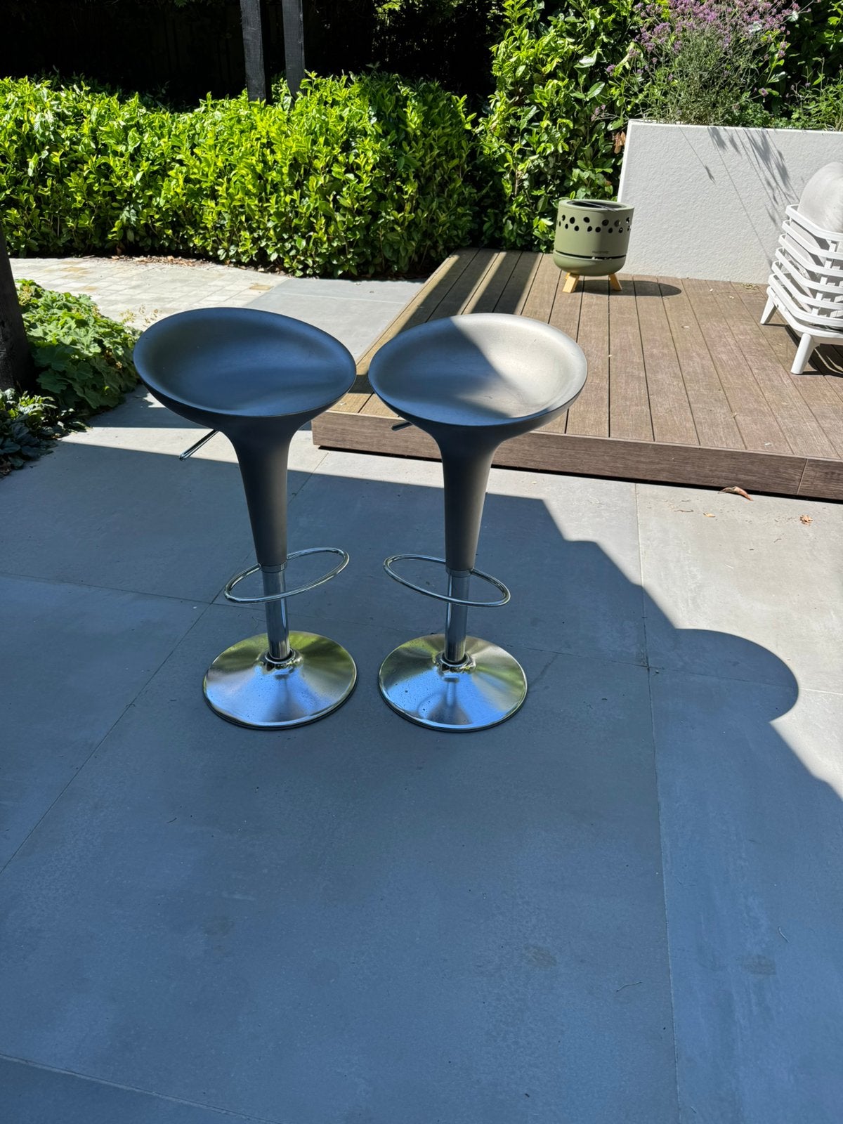 2 Magis Bombo barkrukken - design Stefano Giovannoni, Huis en Inrichting, Barkrukken, Ophalen, Kunststof, Gebruikt, In hoogte verstelbaar