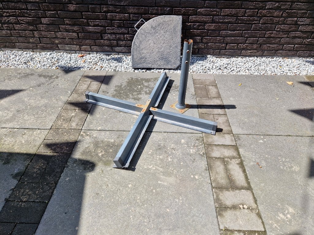 Parasol standard met contra gewichten, Ophalen, Gebruikt, Minder dan 1 meter, Parasolvoet