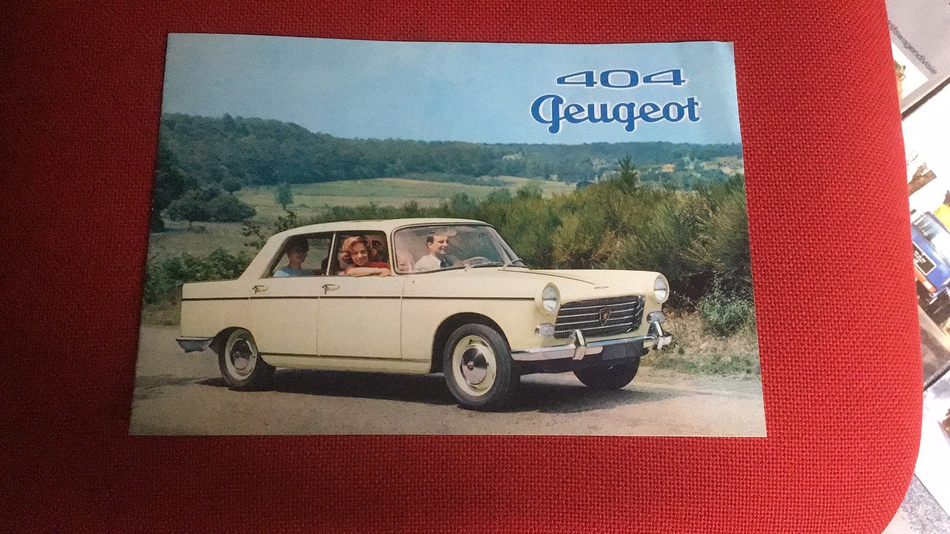 PEUGEOT 404 8 PAGINA,S JAREN ROND 1960 VRIJ ZELDZAAM EXEMPL, Ophalen of Verzenden, Zo goed als nieuw