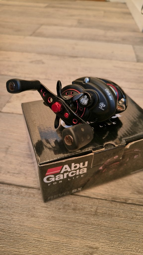 Abu Garcia Revo SX reel, Watersport en Boten, Hengelsport | Roofvissen, Ophalen of Verzenden, Gebruikt, Molen