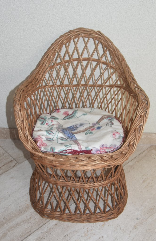 Vintage rieten kinderstoel + kussen stoeltje poppenstoel, Kinderen en Baby's, Ophalen, Gebruikt, Stoel(en)