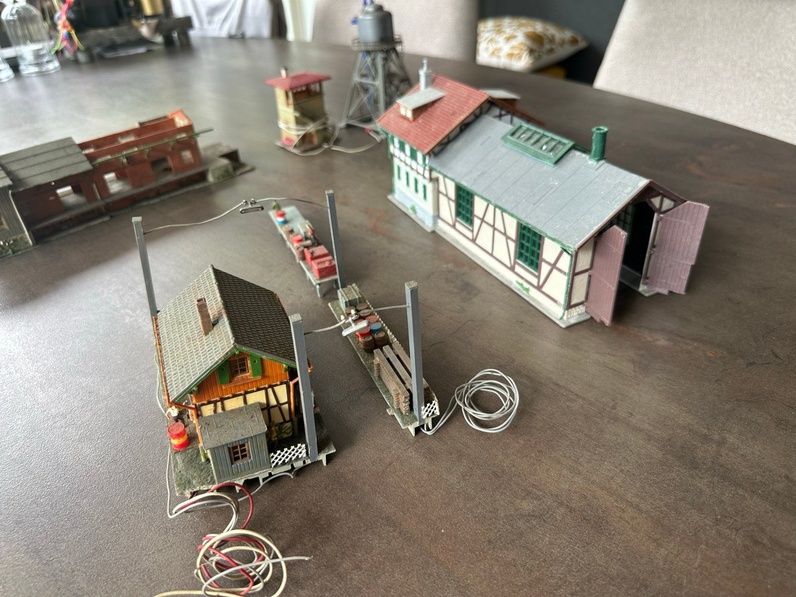 Modelspoorbaan gebouwen en accessoires, Hobby en Vrije tijd, Modeltreinen | H0, Ophalen of Verzenden, Gebruikt, Brug, Tunnel of Gebouw