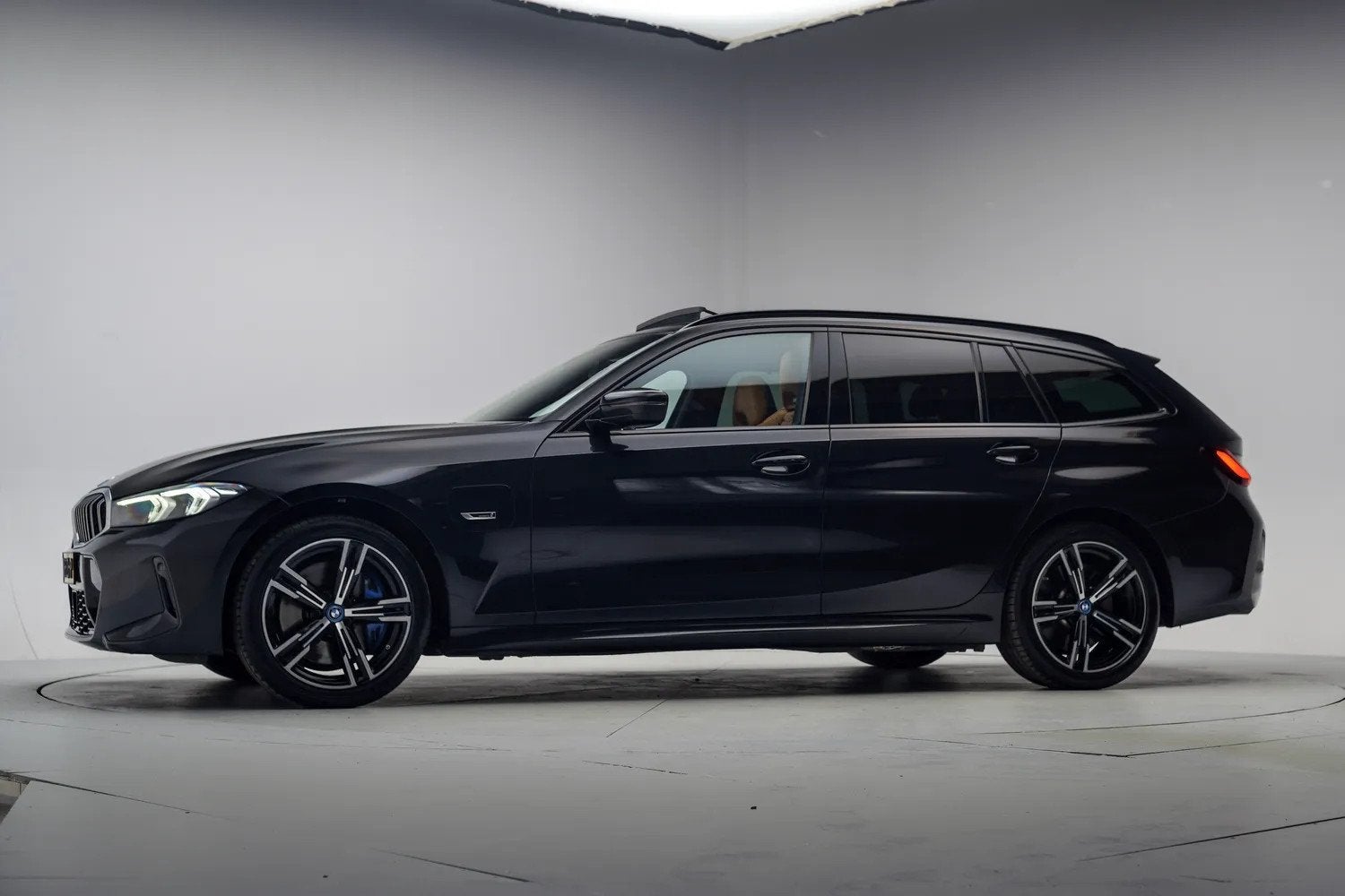 BMW 3 Serie Touring 330e M-Sport [ Competition-Stoelen Panor, Auto's, BMW, Automaat, 1998 cc, Gebruikt, 4 cilinders