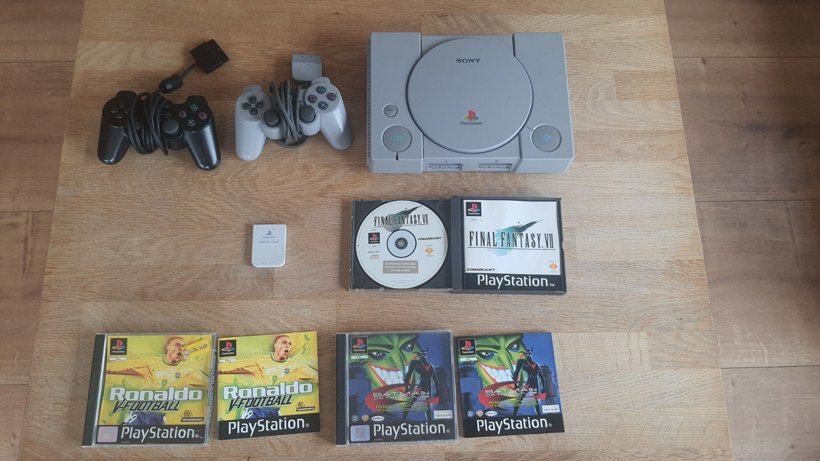 PlayStation 1 + Final Fantasy 7 (VII), Ophalen of Verzenden, Gebruikt