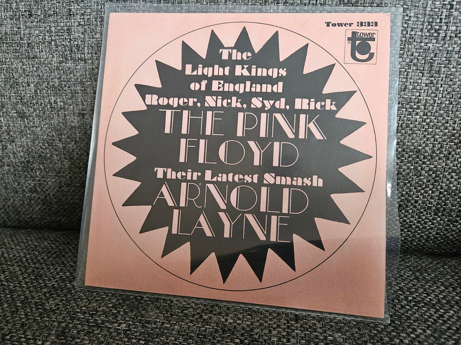 Pink Floyd - Arnold Layne / Candy And A Currant Bun, Verzenden, Zo goed als nieuw, 7 inch, Classic Rock
