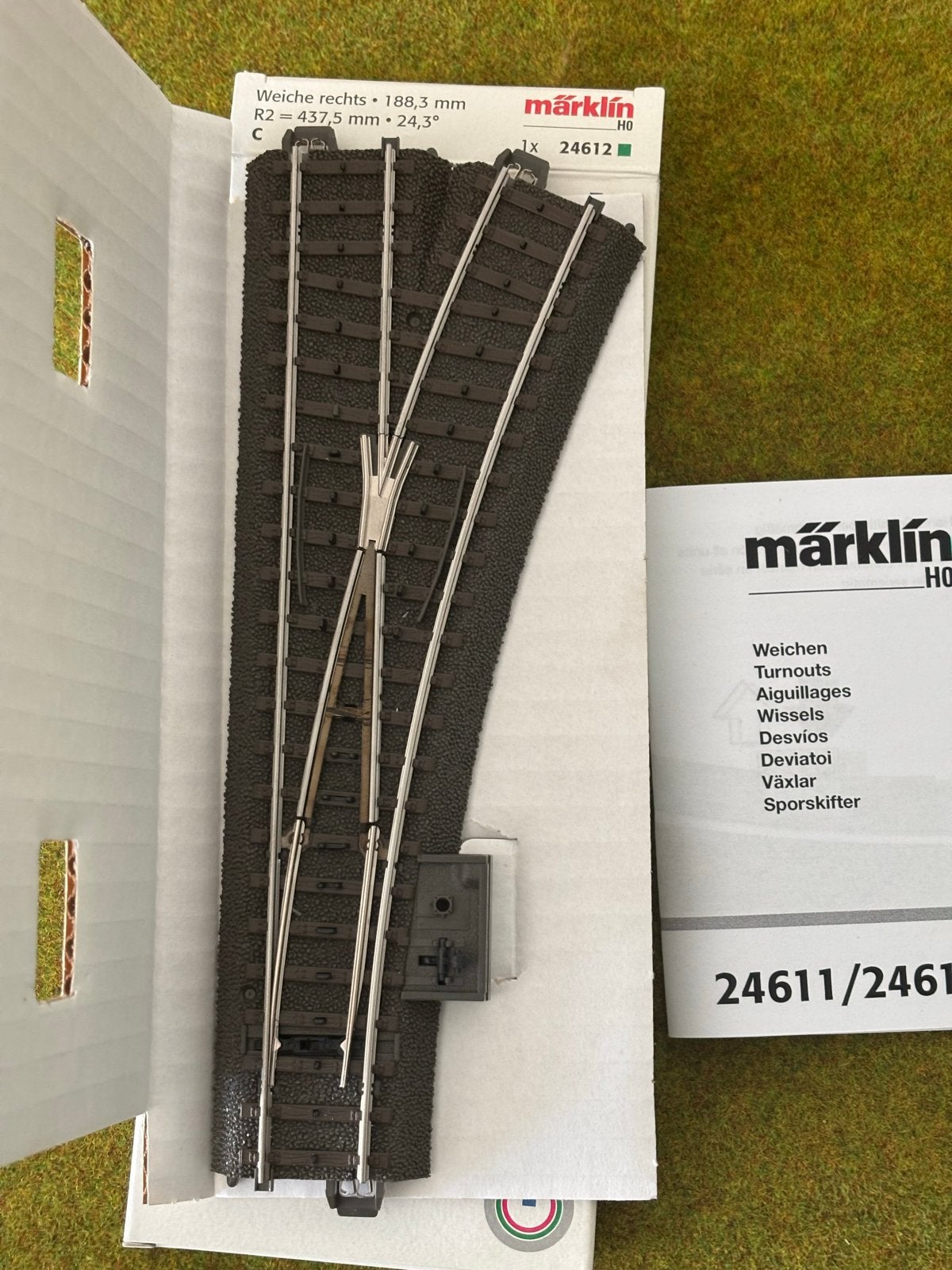 Märklin wissel rechts - Nieuwstaat - Modelspoor H0, Wisselstroom, Nieuw, Rails, Ophalen of Verzenden
