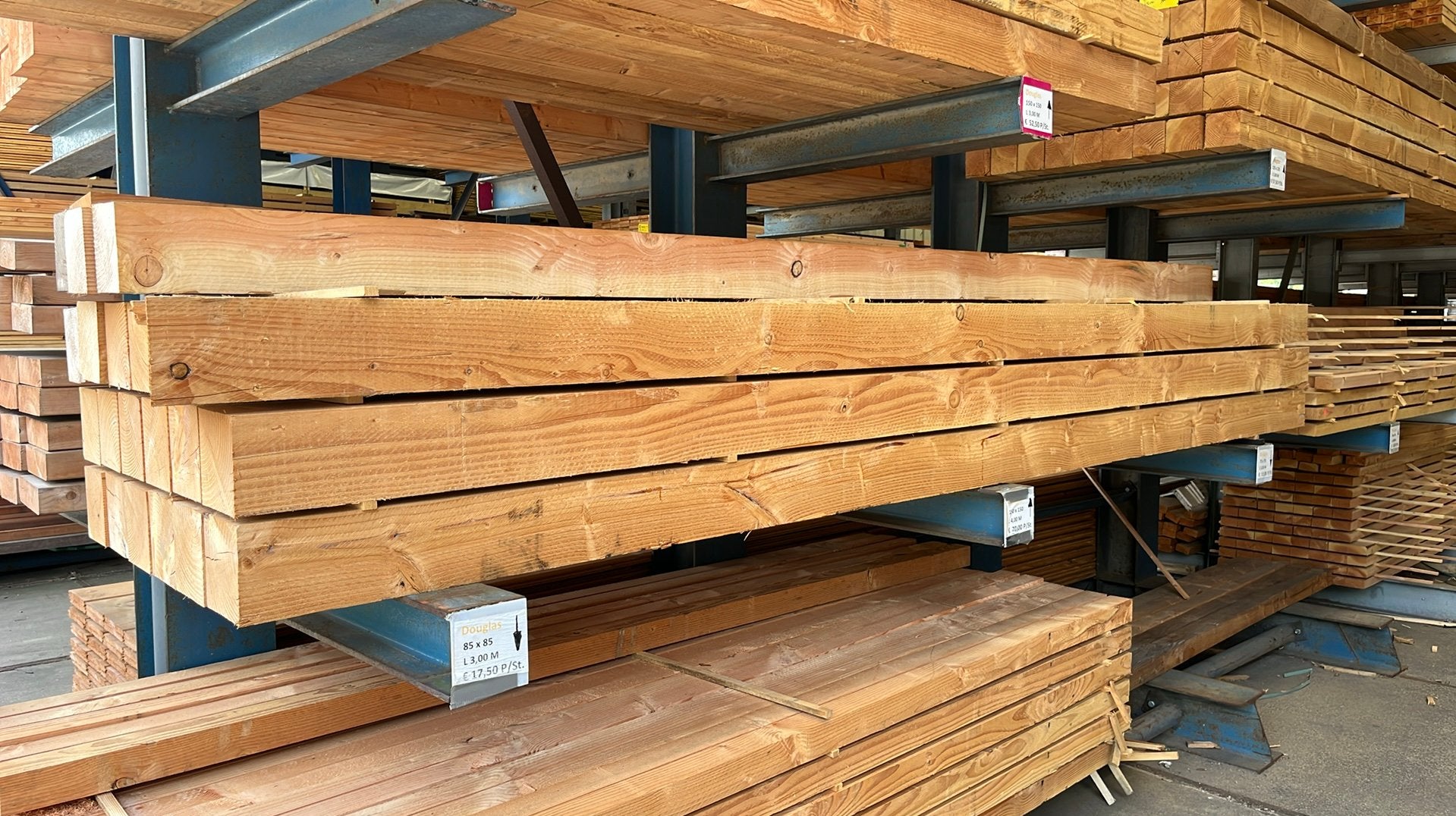 Douglas balk 150 x 150 van 5 meter, Ophalen of Verzenden, Zo goed als nieuw, 250 cm of meer, Balken