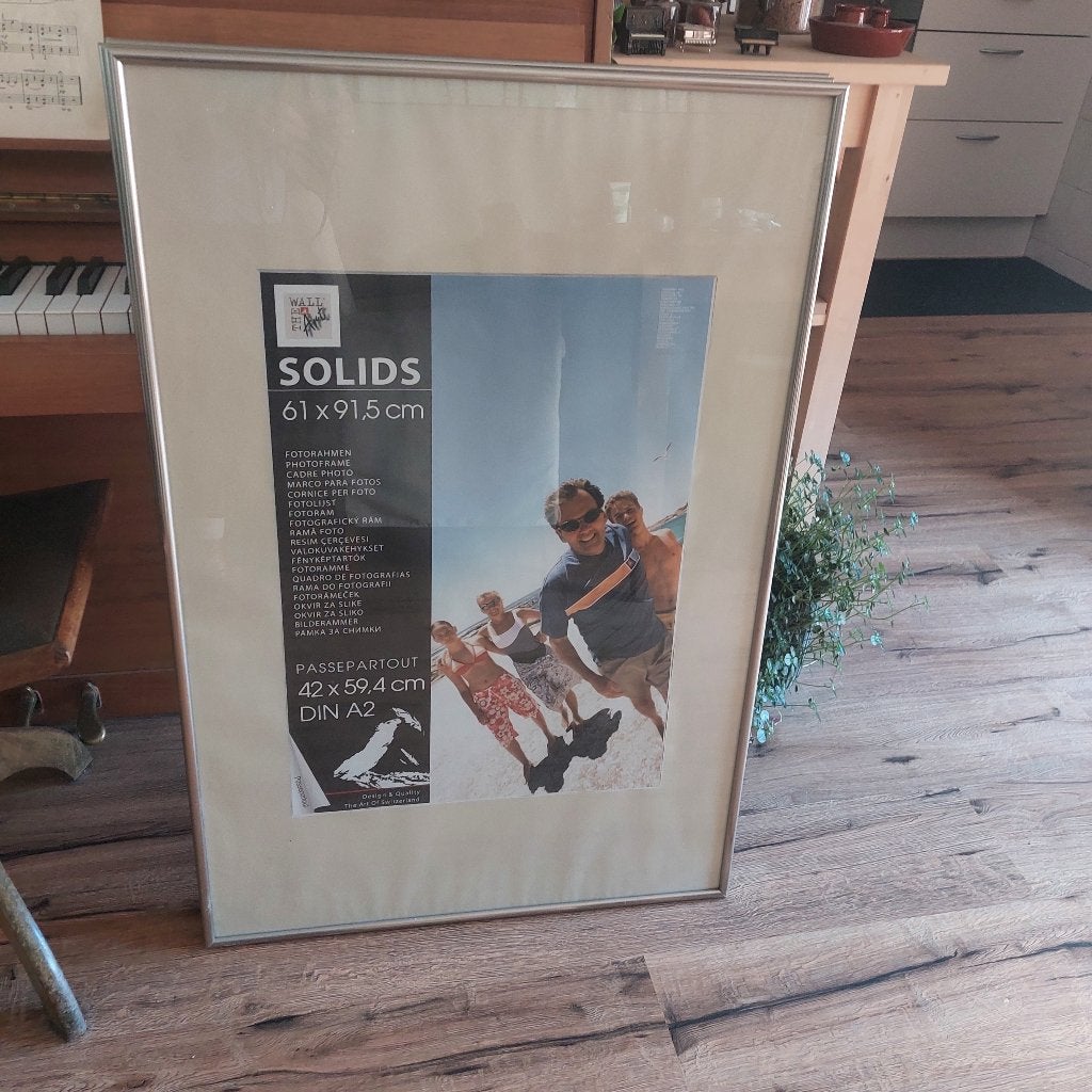 Foto/schilderijlijst 2x gratis, Huis en Inrichting, Woonaccessoires | Lijsten, Ophalen, Kunststof, Gebruikt, Goud