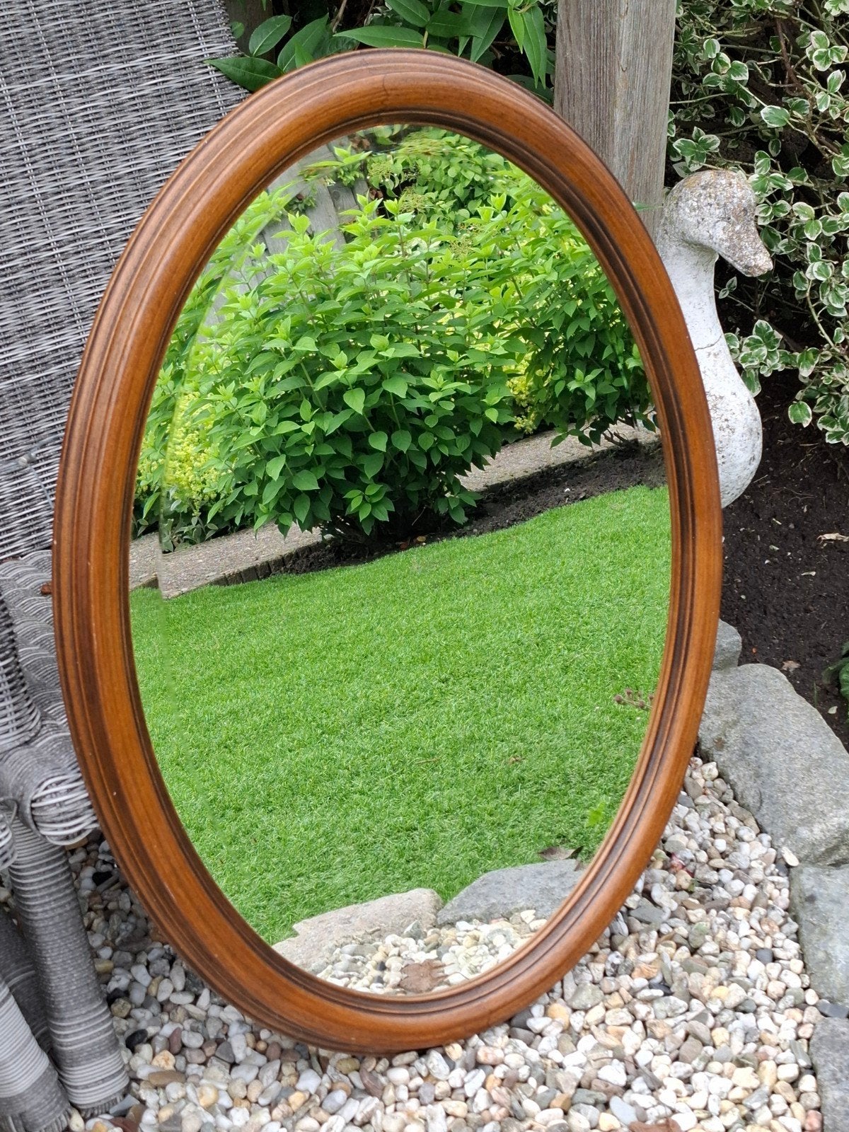 Ovale spiegel met houten lijst, Huis en Inrichting, Woonaccessoires | Spiegels, Ophalen, Zo goed als nieuw, Minder dan 100 cm