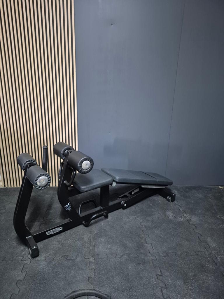 Technogym adjustable decline / ab crunch pure, Ophalen, Zo goed als nieuw, Buik
