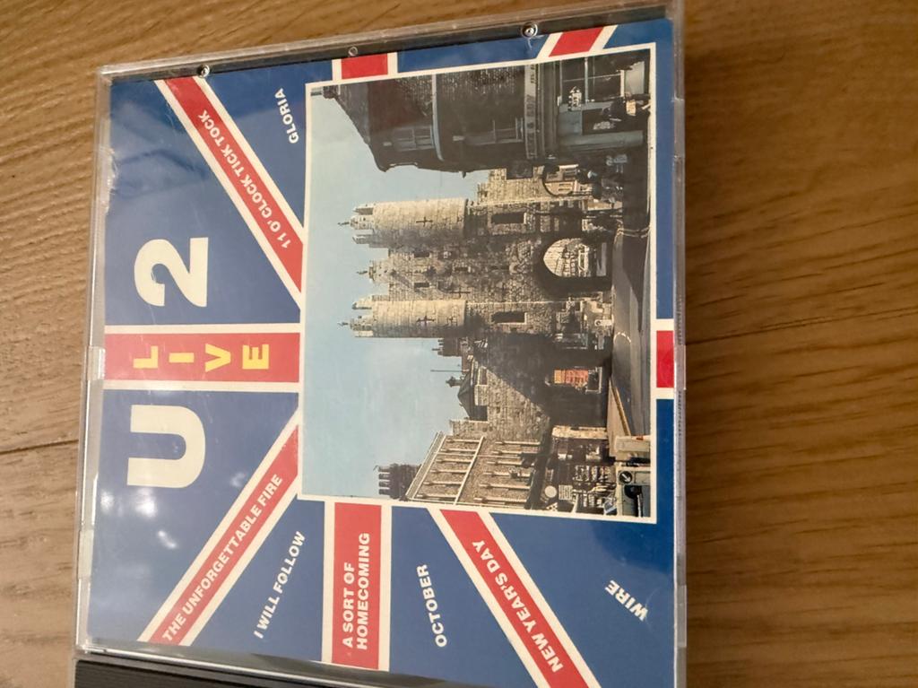 Cd u2 live bootleg, Ophalen of Verzenden, Zo goed als nieuw, Poprock