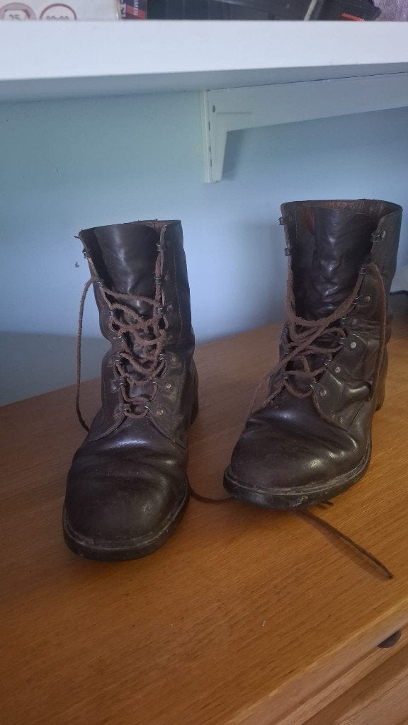 legerkistjes, Ophalen, Bruin, Boots, Gedragen