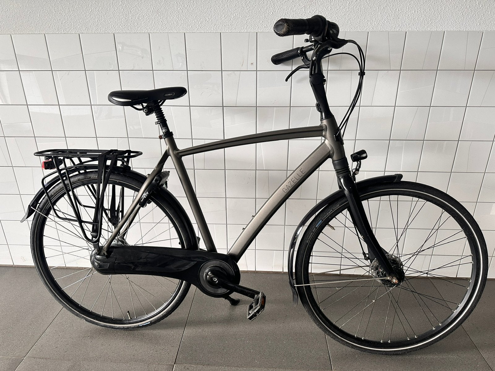 Gazelle Chamonix C8 met defect, Versnellingen, Ophalen of Verzenden, Zo goed als nieuw, 57 tot 61 cm