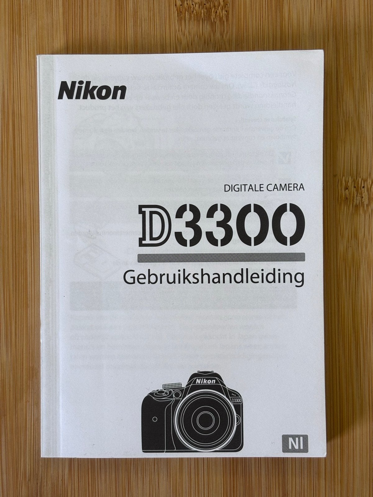 Nikon D3300  Gebruikshandleiding nederlandstalig, Ophalen of Verzenden, Zo goed als nieuw, Nikon, Geen optische zoom