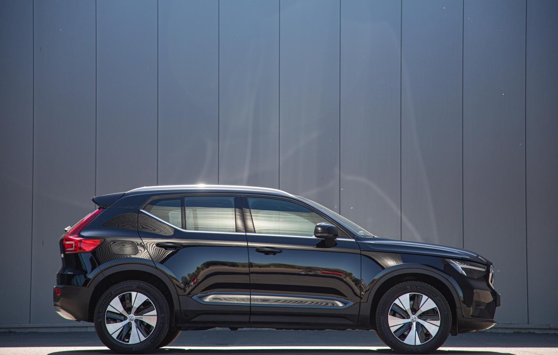 Volvo XC40 1.5 T5 Plug-in hybrid Core Bright Facelift Keyles, Stof, Gebruikt, Zwart, Automatische klimaatregeling
