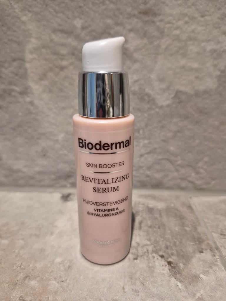 Biodermal Skin Booster Revitalizing Serum 30ml, Sieraden, Tassen en Uiterlijk, Uiterlijk | Gezichtsverzorging, Ophalen of Verzenden