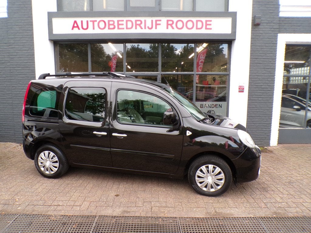 Renault Kangoo Family 1.6-16V Expression AIRCO,NIEUWE APK !, Auto's, 1373 kg, Gebruikt, 4 cilinders, Met garantie (alle)