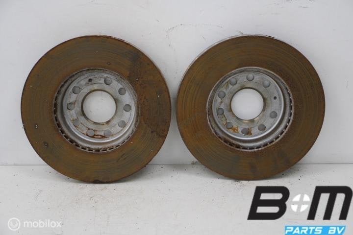 Set remschijven voorzijde VW Golf 7 5Q0615301H, Gebruikt