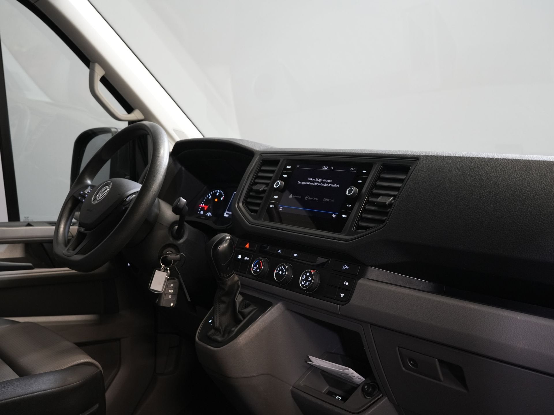Volkswagen Crafter 35 2.0 TDI 180 pk DSG Aut. L3H3 Imperiaal, Gebruikt, 4 cilinders, Volkswagen, 3000 kg