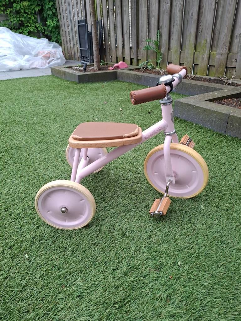 Banwood driewieler - Roze met beschadigd zadel, Fietsen en Brommers, Ophalen of Verzenden, Gebruikt, Banwood