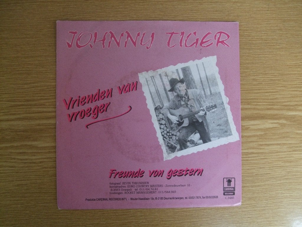 JOHNNY TIGER    VRIENDEN VAN VROEGER / FREUNDE VON GESTERN, 7 inch, Ophalen of Verzenden, Zo goed als nieuw, Nederlandstalig