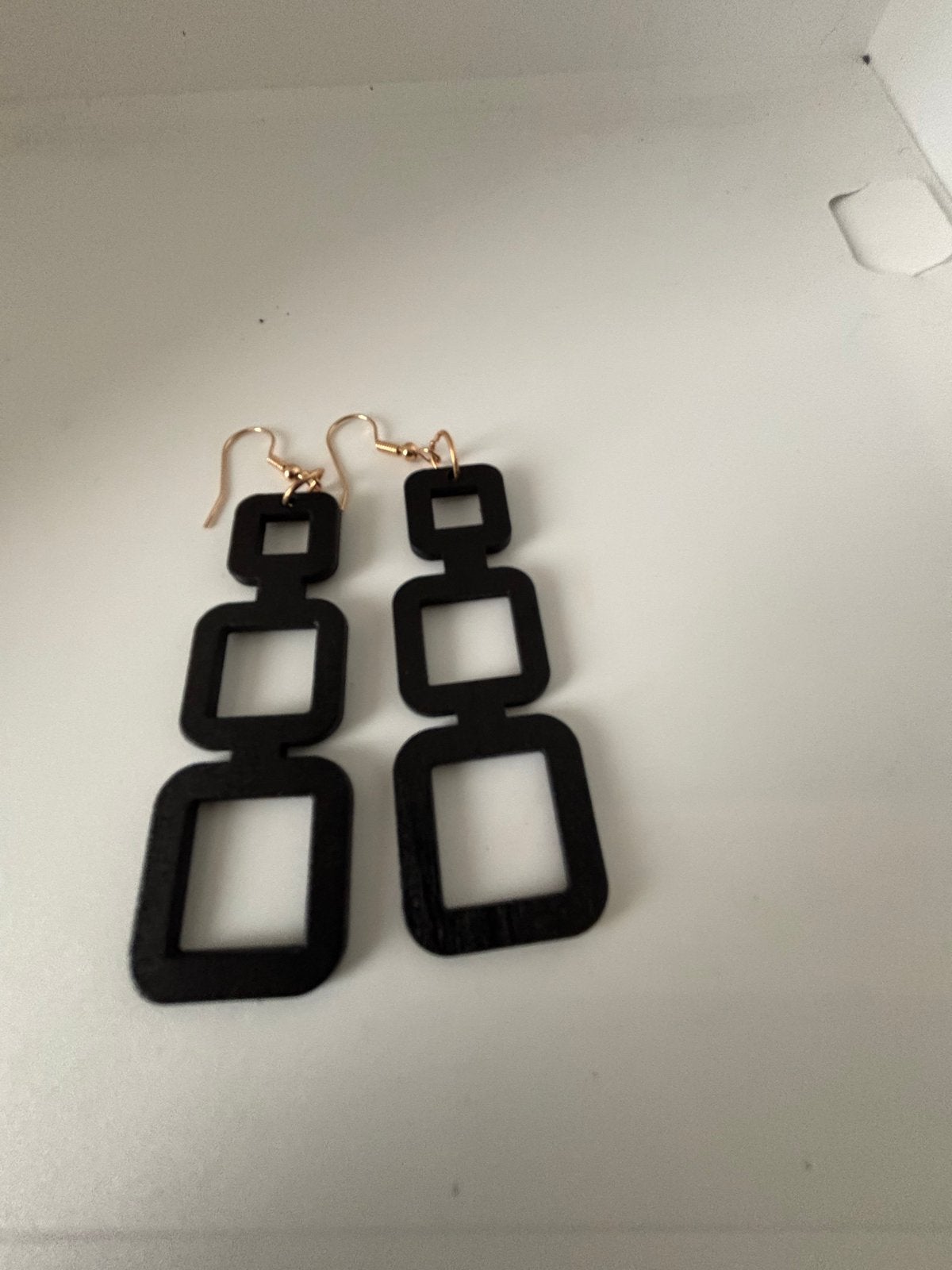 Nieuwe Zwarte Houten Oorbellen - Stijlvolle Hangers, Overige materialen, Hangers, Verzenden, Zwart