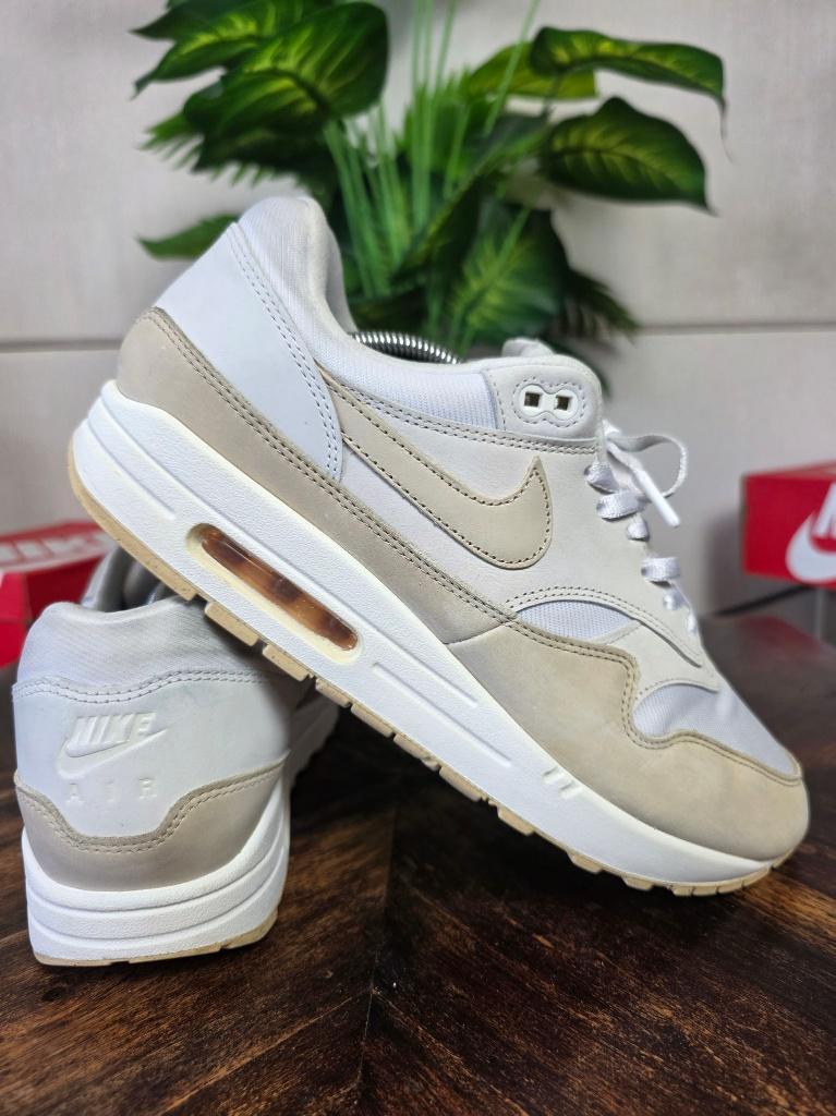 Nike Air Max 1 Sanddrift maat 45, Wit, Nike, Ophalen of Verzenden, Nike