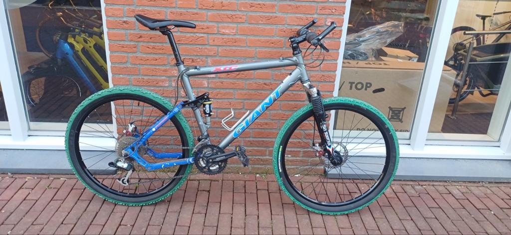 Giant XTC MTB 26" Full Suspension - Maat L - Oud maar Goud, Lelystad, Gebruikt, Fully, Giant