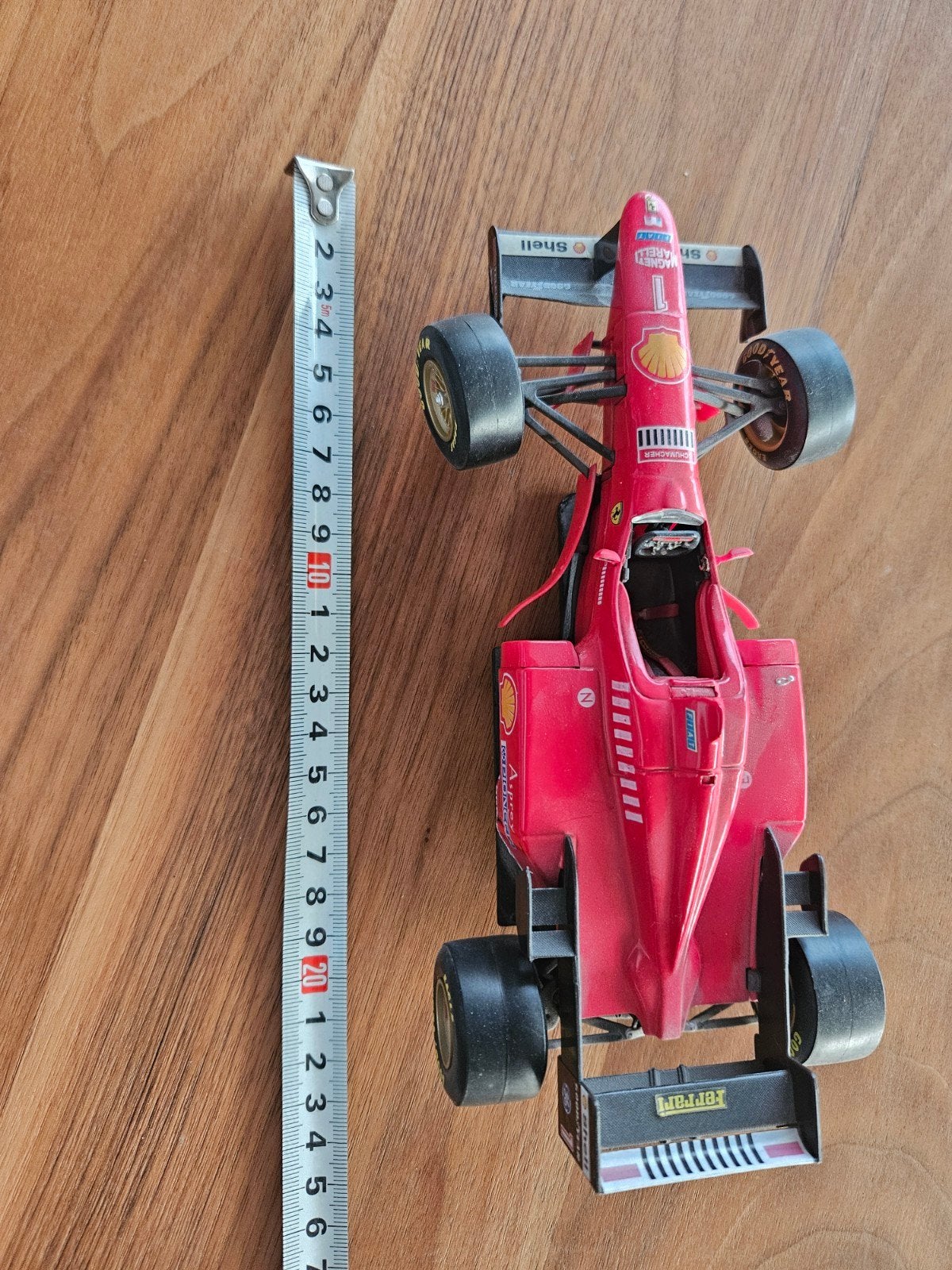 Ferrari F310 (1996), model1:20, Ophalen, Zo goed als nieuw