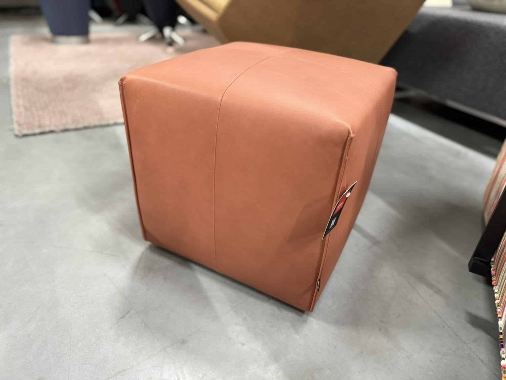 Nieuw Eyye Kub 42 Poef Kruk leer Loxton Design Hocker, Minder dan 50 cm, Vierkant, Nieuw, Minder dan 50 cm