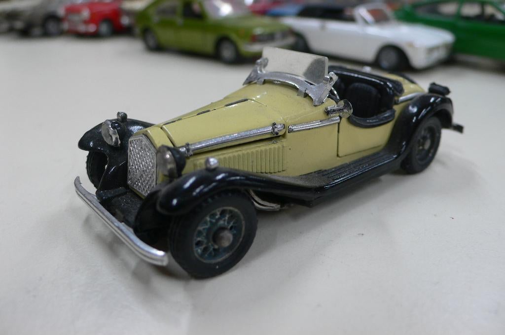 alfa romeo 1750 zagato - politoys-  1/43, Hobby en Vrije tijd, Modelauto's | 1:43, Zo goed als nieuw, Auto, Overige merken, Verzenden