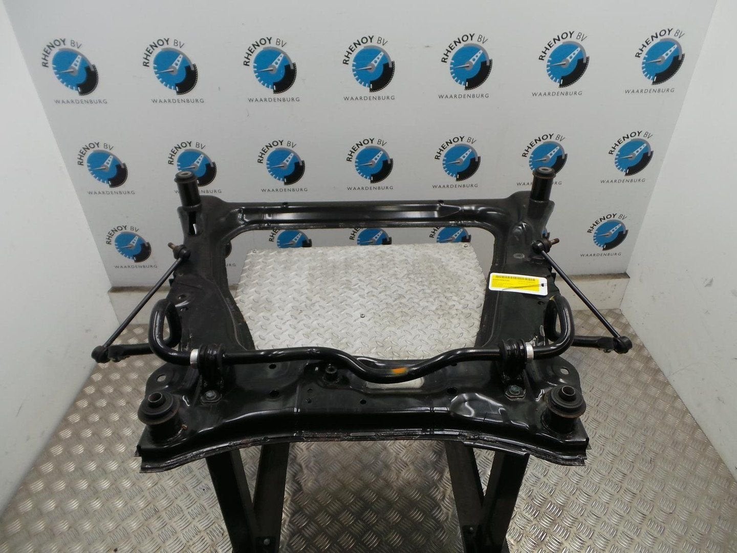 NISSAN JUKE SUBFRAME VOOR 2014, Ophalen of Verzenden, Gebruikt, Stiba lid