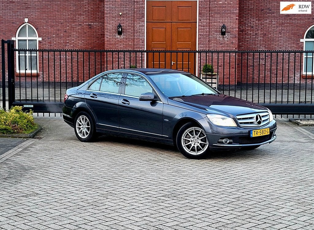 Mercedes-Benz C-klasse 180 CGI BlueEFFICIENCY Avantgarde / X, 1385 kg, Euro 5, Achterwielaandrijving, 1796 cc