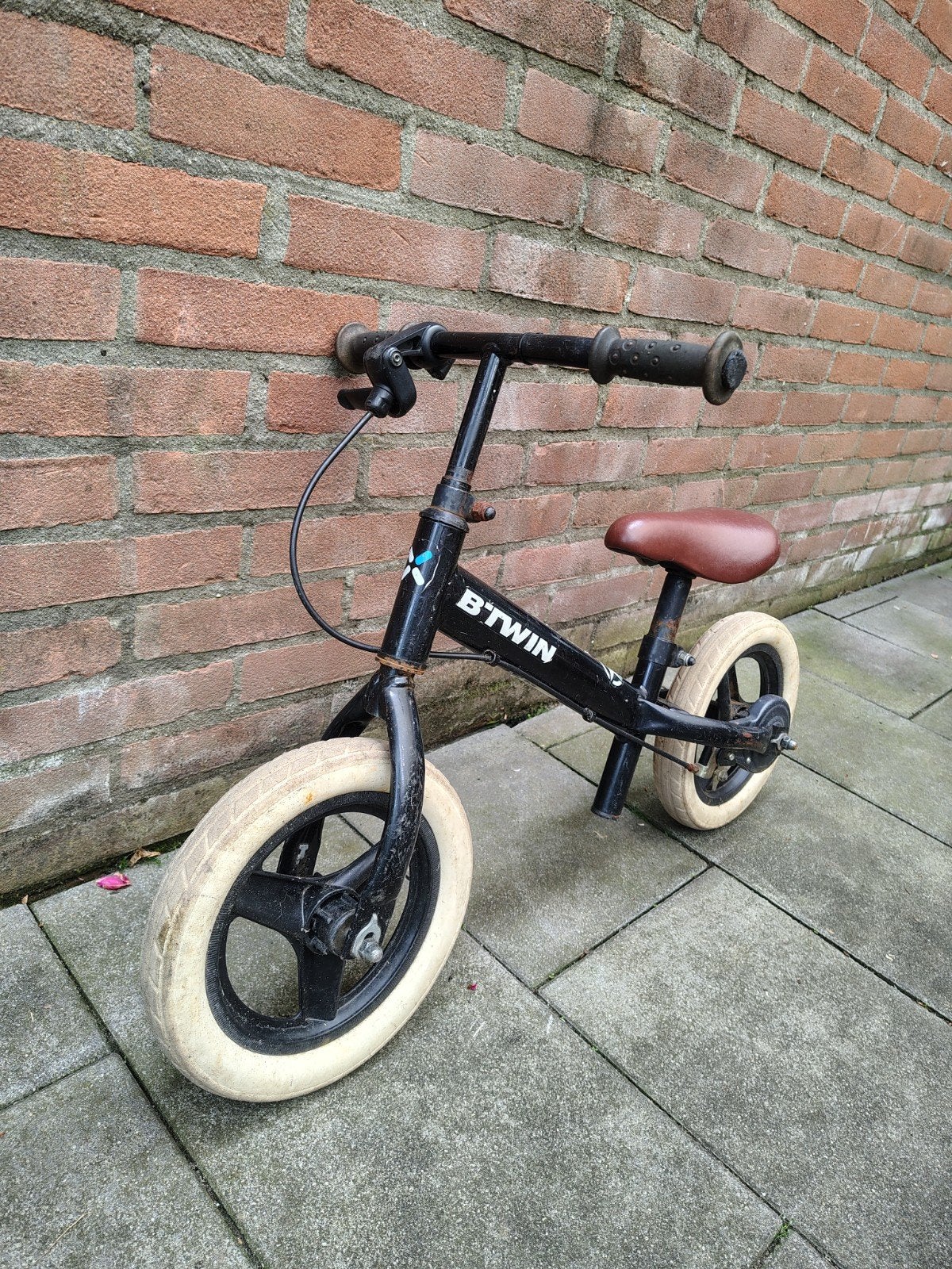 B-twin loopfiets, Ophalen of Verzenden, Gebruikt, Minder dan 16 inch