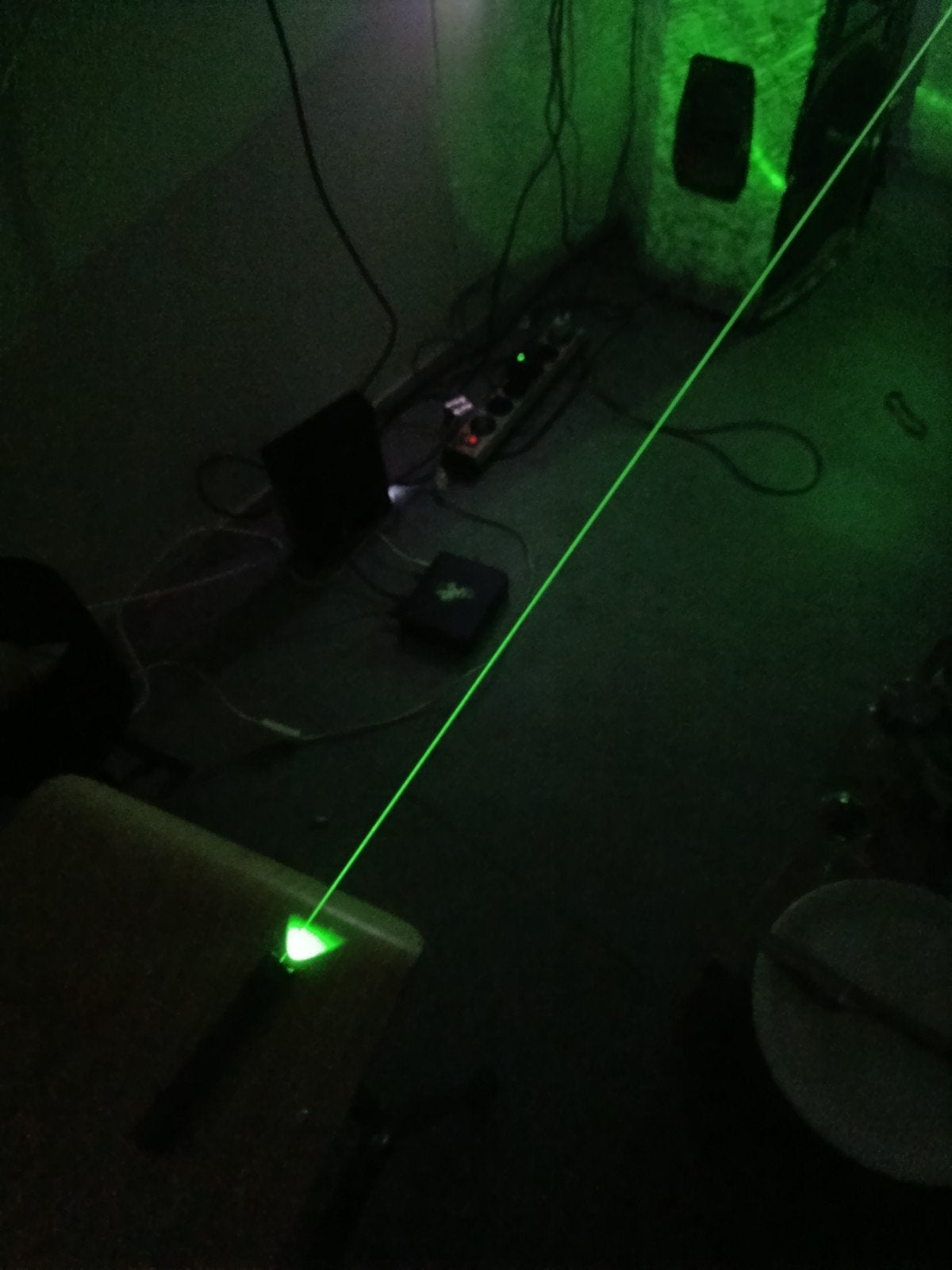 2 stuksLazerpenen met lader en accu pack, Ophalen of Verzenden, Zo goed als nieuw, Laser, Kleur