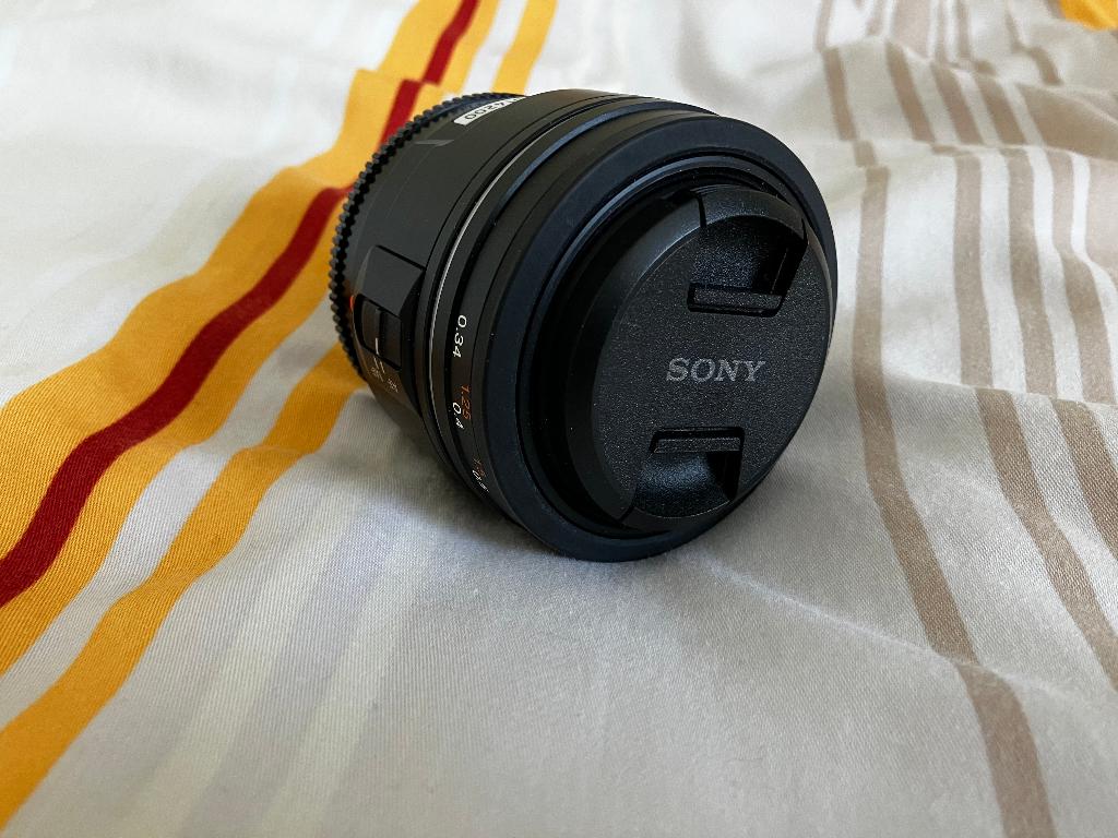 Sony 1.8/50mm a-mount, Ophalen of Verzenden, Zo goed als nieuw, Standaardlens