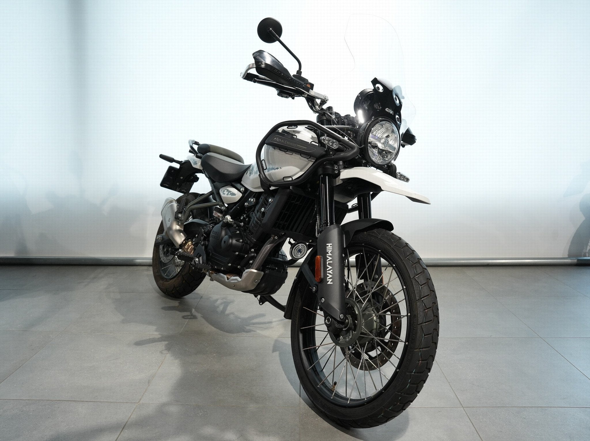 Royal-Enfield HIMALAYAN 452 TUBELESS (bj 2024), Motoren, Motoren | Royal Enfield, Lorentzlaan 14
3401 MX  IJSSELSTEIN UT, Bedrijf
