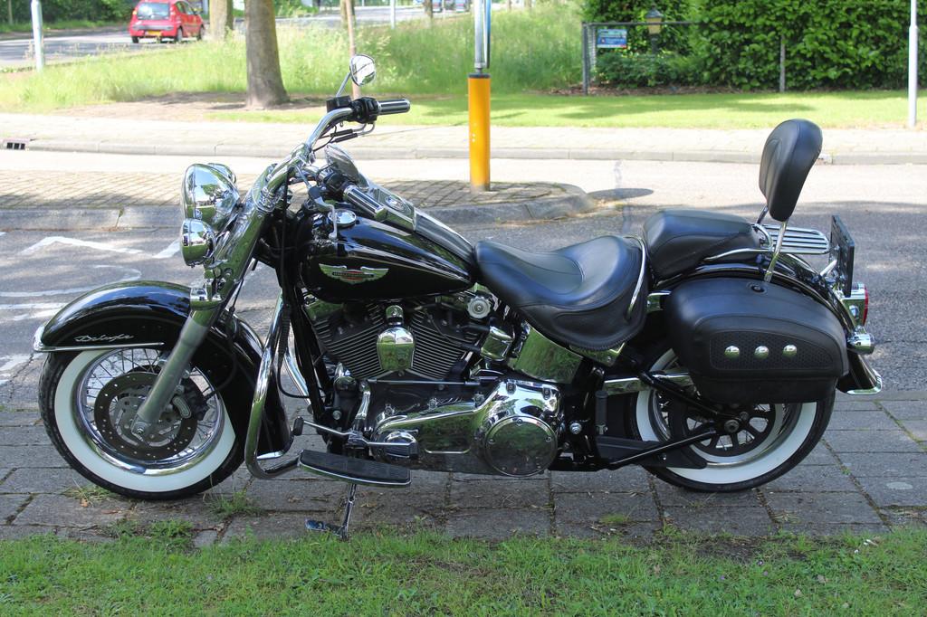 Harley-Davidson Softail Deluxe, Chopper, Bedrijf, Meer dan 35 kW, 1584 cc