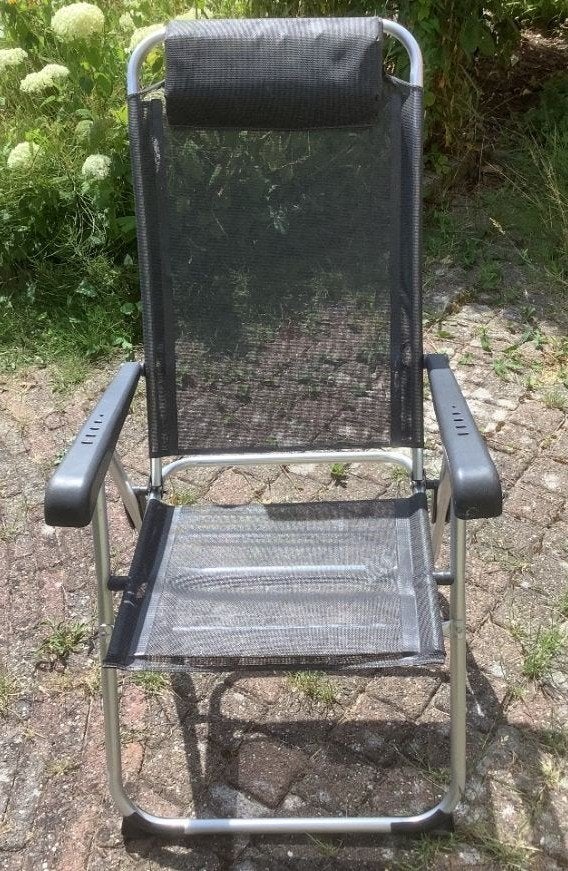 2 fijne tuinstoelen en een solide tuintafel!, Tuin en Terras, Tuinstoelen, Ophalen, Gebruikt, Metaal