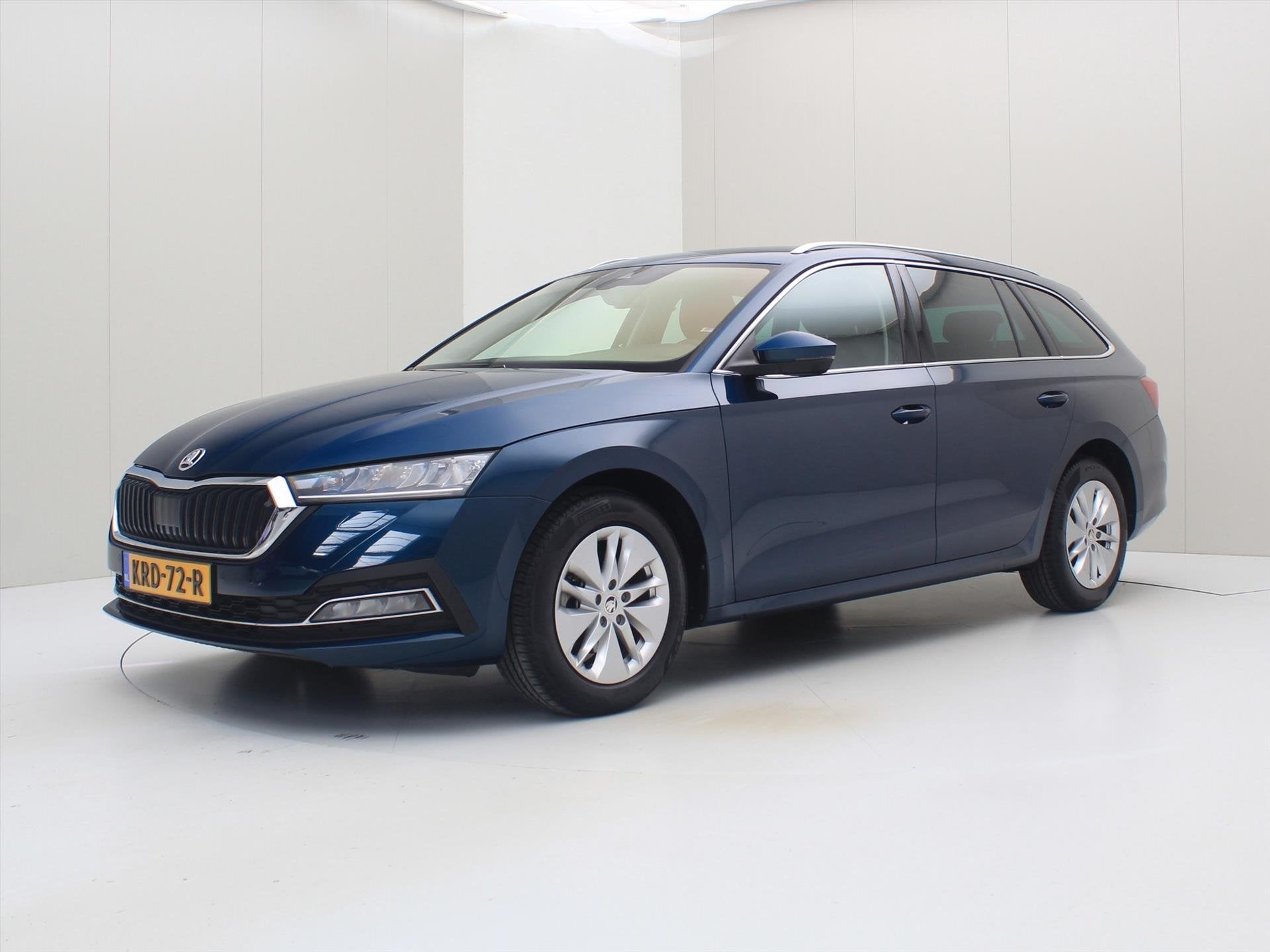 Skoda Octavia Combi 1.0 e-TSI 110PK DSG7 [ ACC+STOELVERWARMI, Dealer onderhouden, Stof, Gebruikt, Blauw